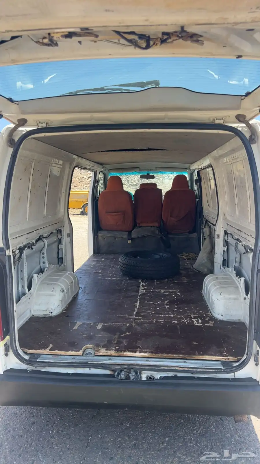 Toyota Hiace Bus 9