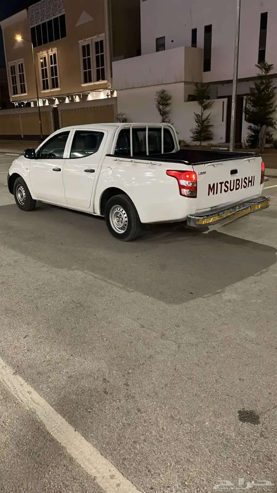 مستبيشي L200 2015 4