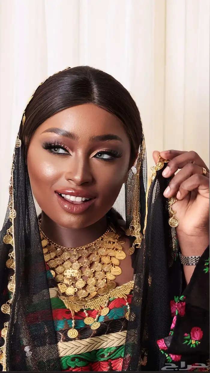 ميكب ارتست من مكة وأسعاري رخيصة 0