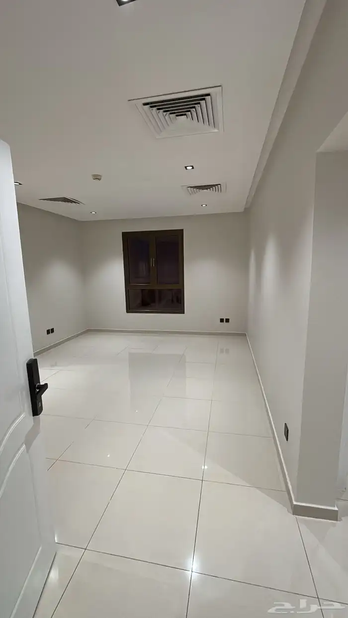 شقه للايجار بالروابي 3