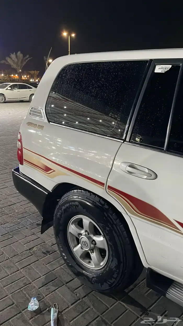 للبيع لاندكروزر 1999 محول 2004 0