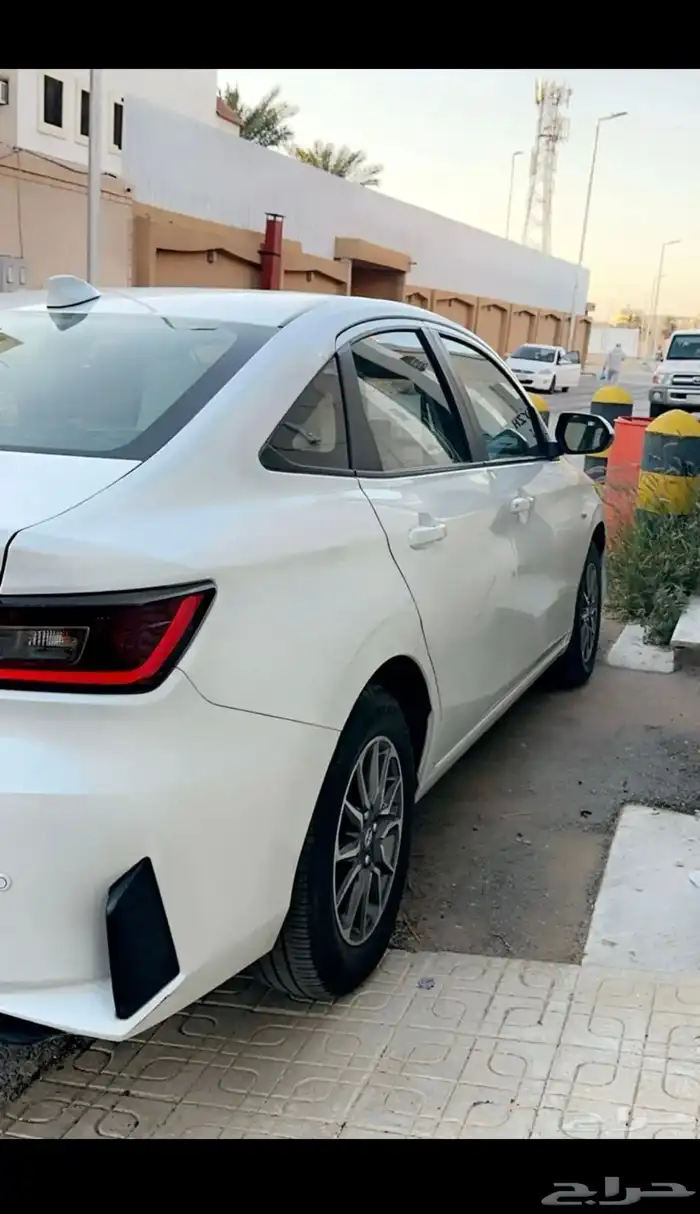 للبيع يارس 2023 5