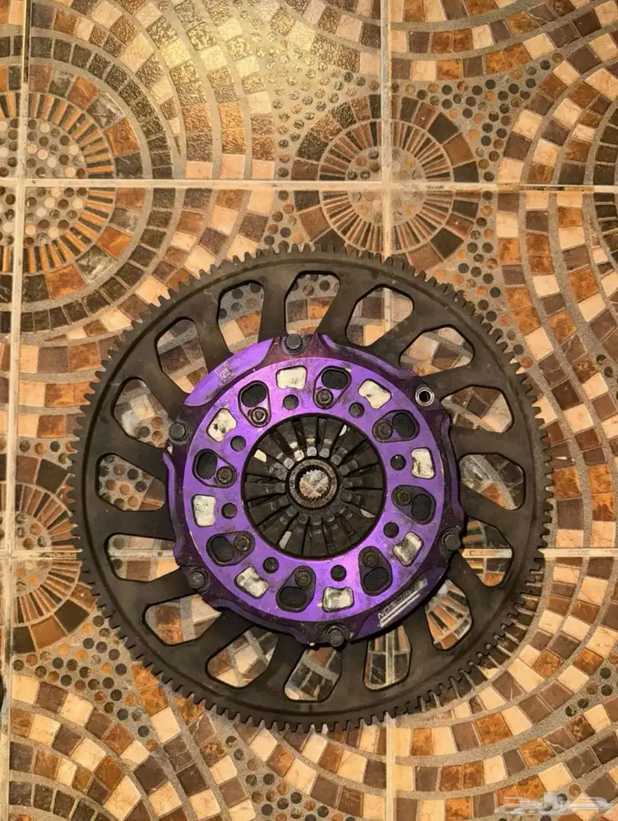 للبيع كلتش رياضي 1