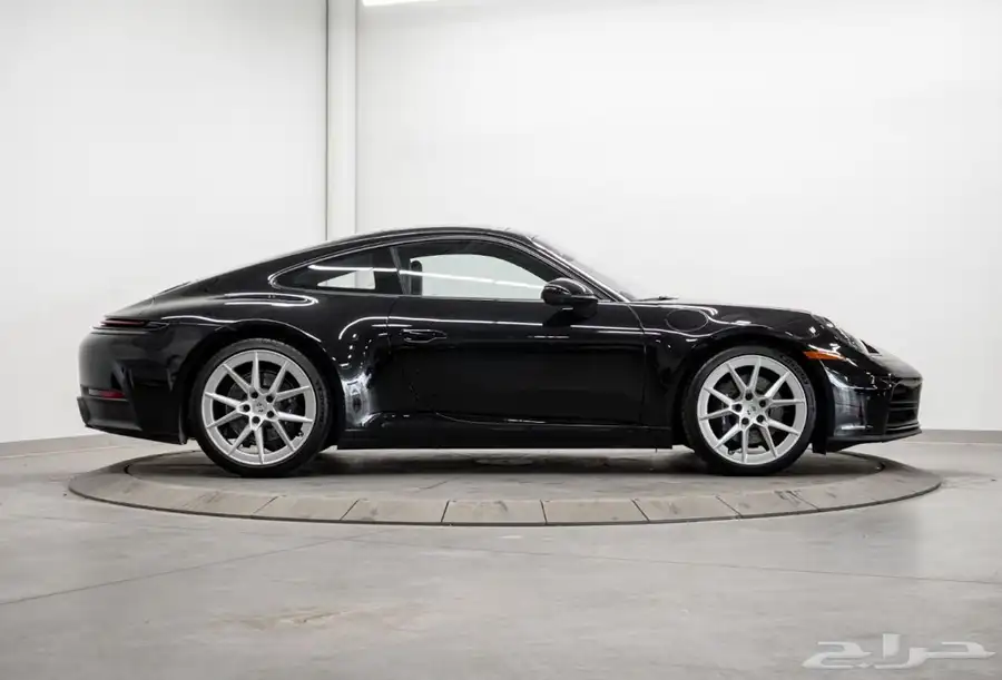 2025 Porsche 911 Carrera سعر منافس 2