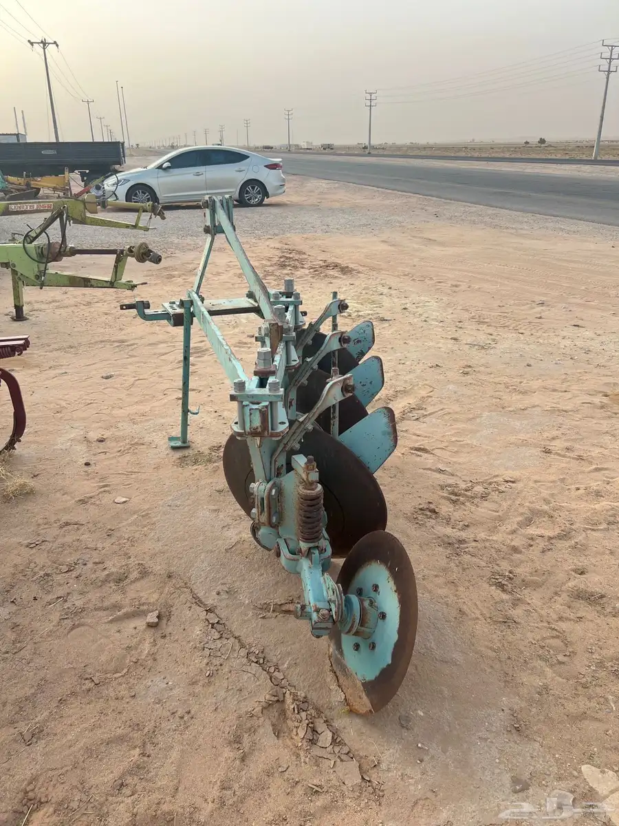 حراثه فيات 70 66 و ملحقاتها 5