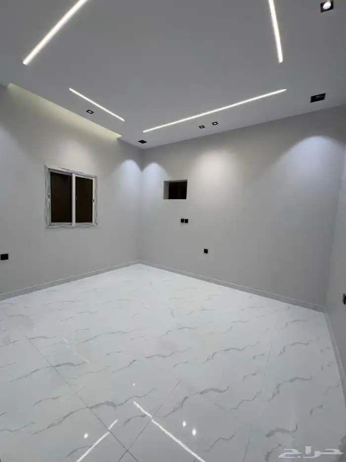 أدوار متكرره فاخرة للبيع بحي الرحاب 5