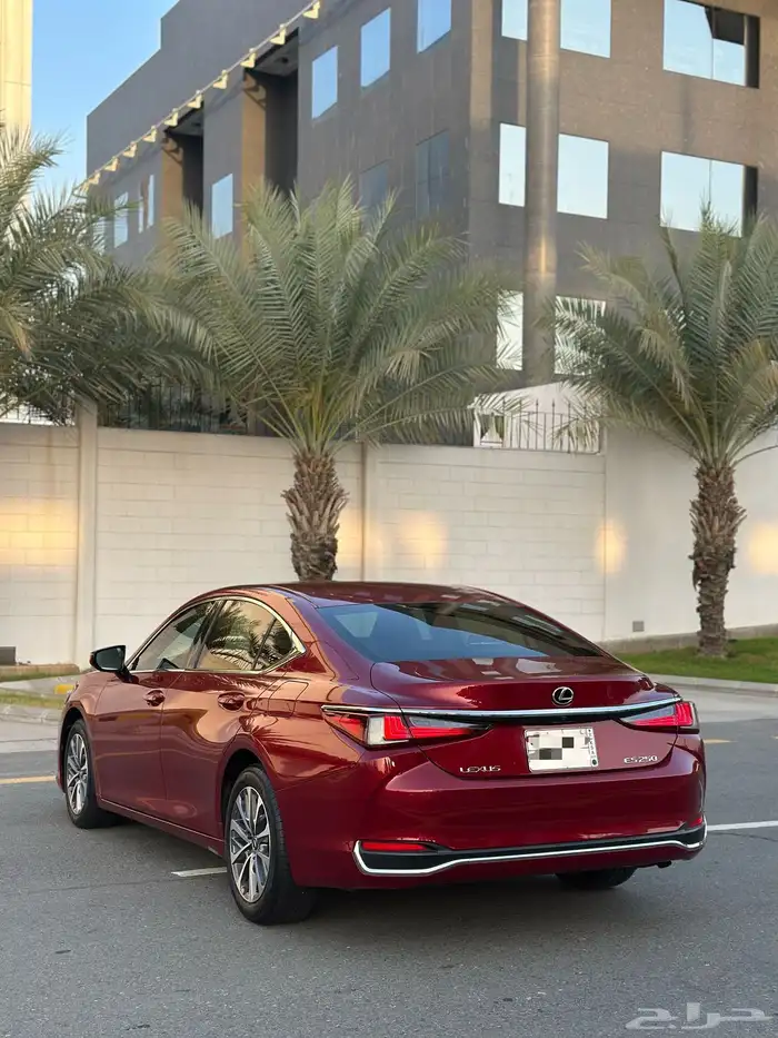 لكزس ES250 2022 11