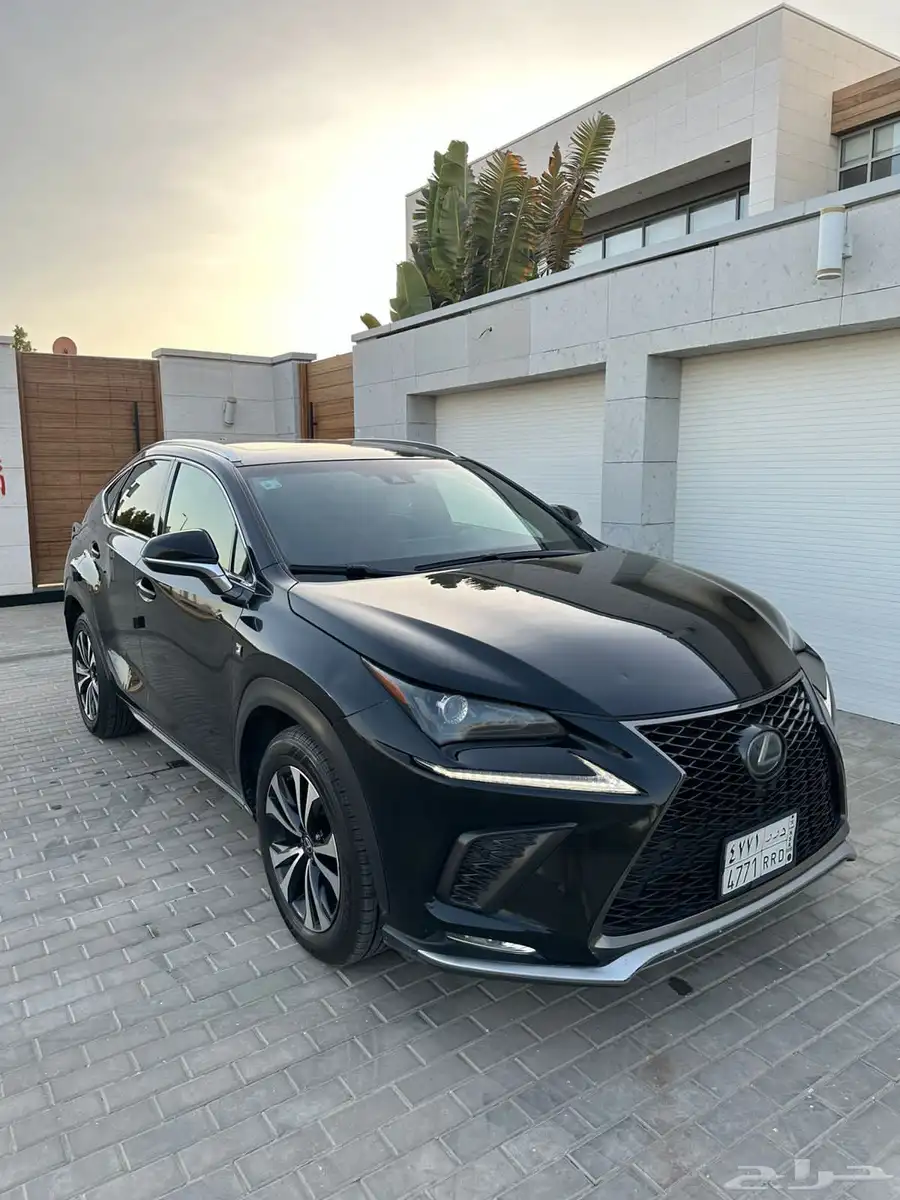 لكزس NX 2019 0