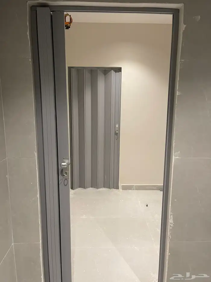 ابواب أكورديون بلاستيك وجلد _اكرديون سحاب أوكورديون 7