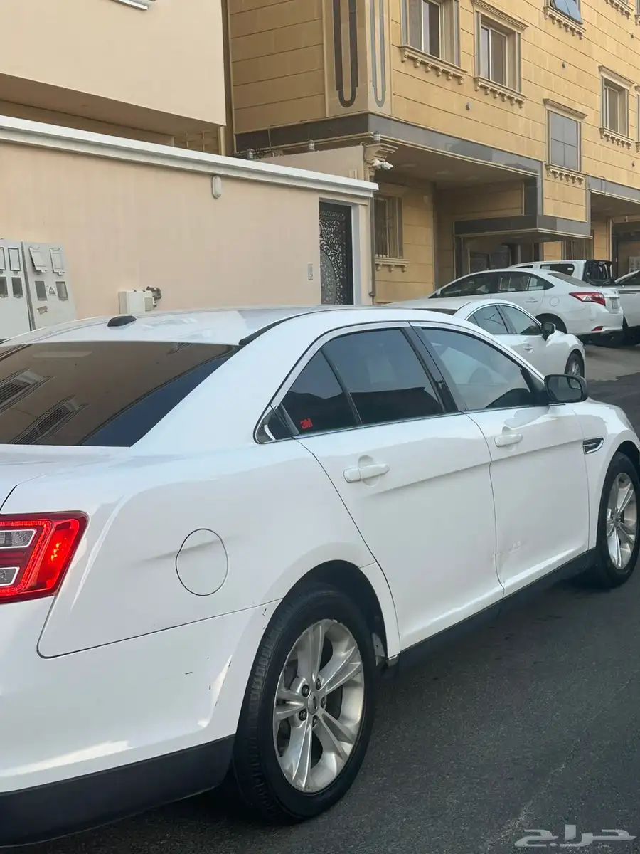 فورد تورس سيدان 2016 5