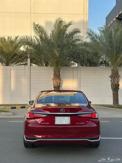 لكزس ES250 2022 10