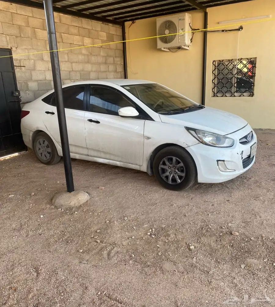 اكسنت 2012 قير عايدي 0