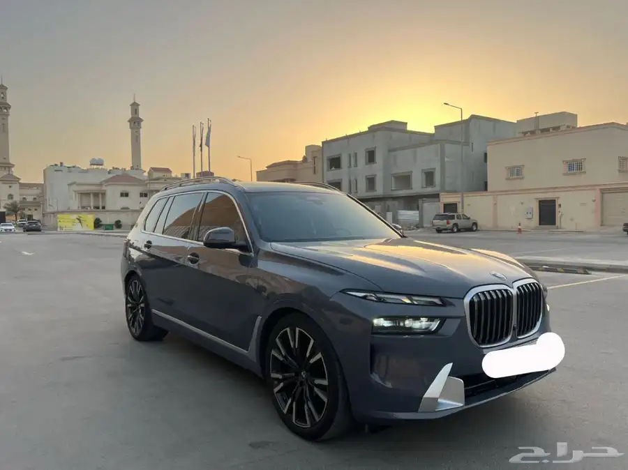 BMW X7 2023 0