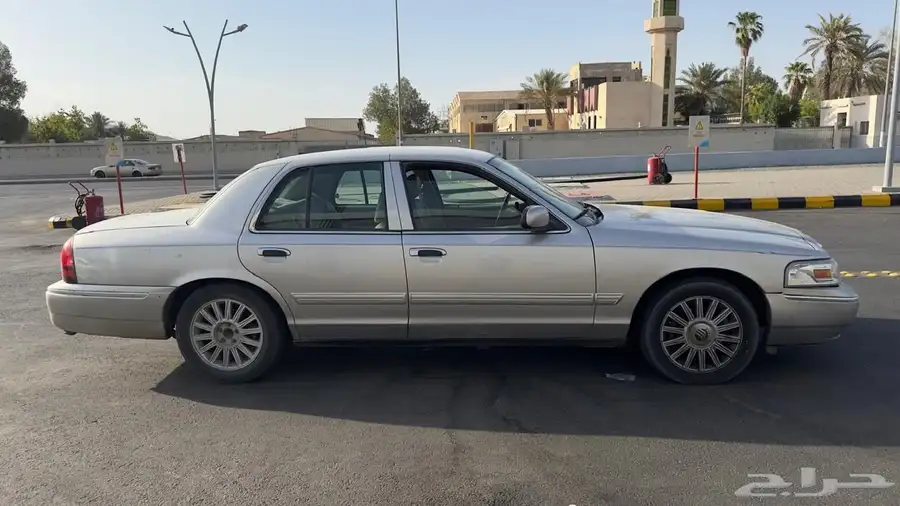 قراند ماركيز 2010 1