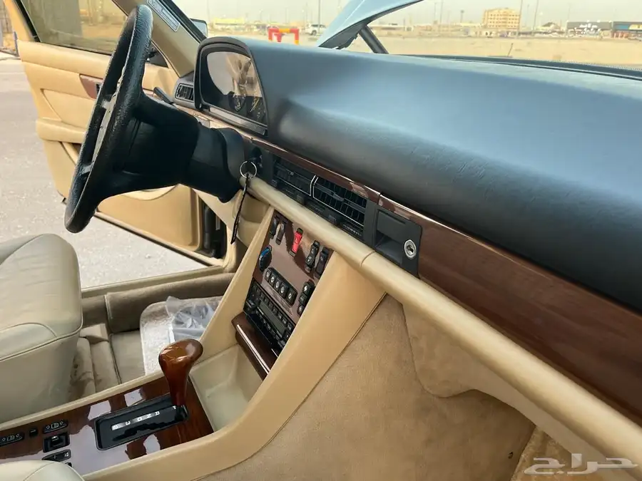 تم البيع مرسيدس مديل 88 45