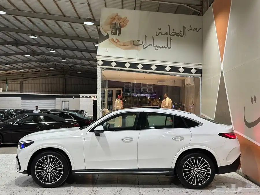 مرسيدس GLC 300 Coupe 2024 . رصد الفخامة 7