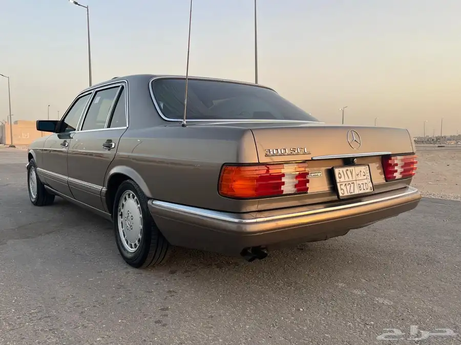 تم البيع مرسيدس مديل 88 12