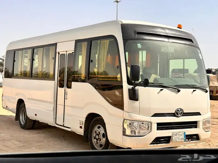 باصات كوستر للإيجار مع سايق موقع جدة 1