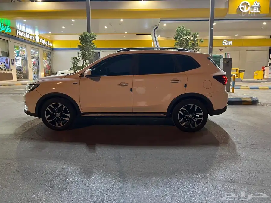 سياره جيب MG RX5 0