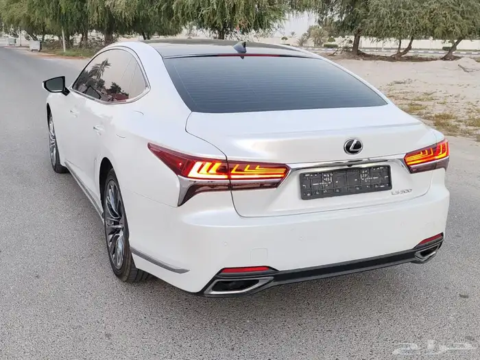 لكزس ls 2019 1