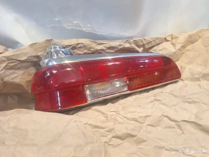اصطب مرسيدس خلفي يسار w110 0