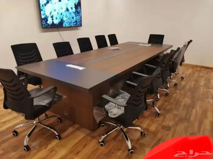مكاتب طقم حق غرفة مدير و طاولة اجتماعات و كراسي 15
