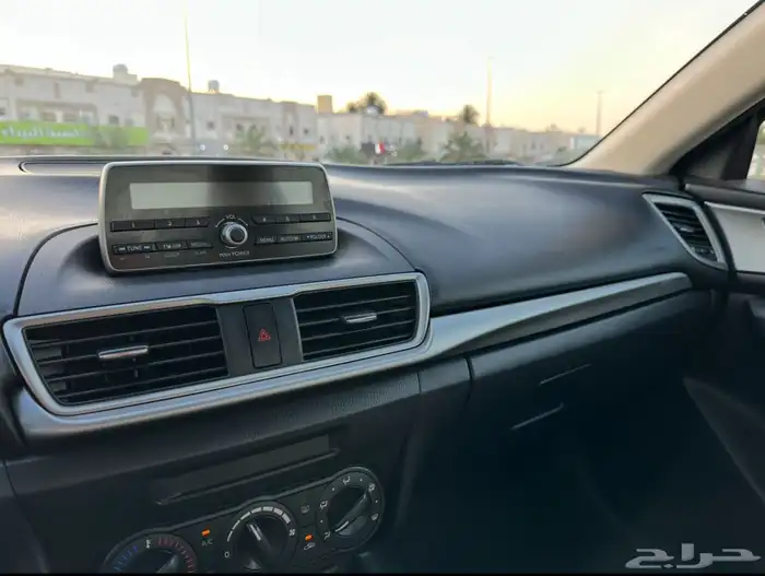 مازدا 3 2019 نظيفة 15
