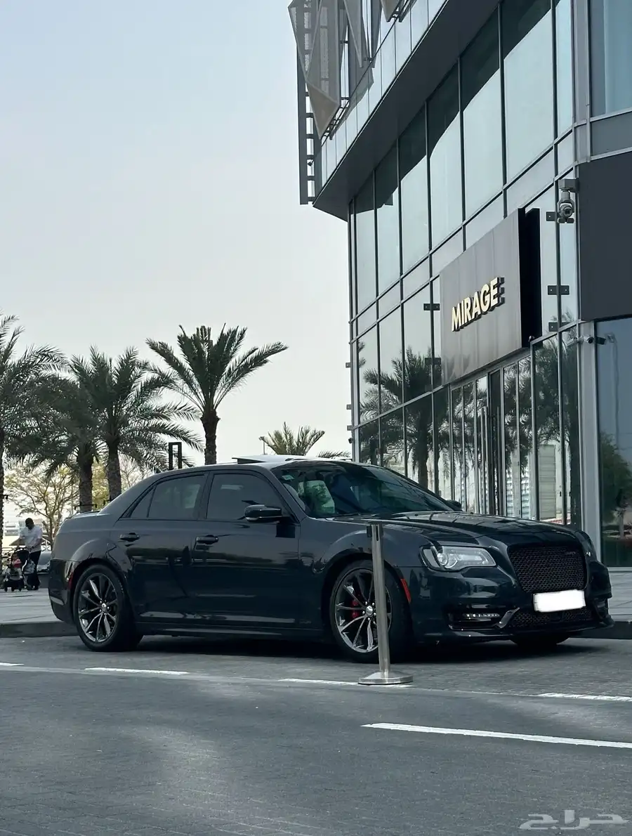 للبيع كرايسلر SRT 18 0