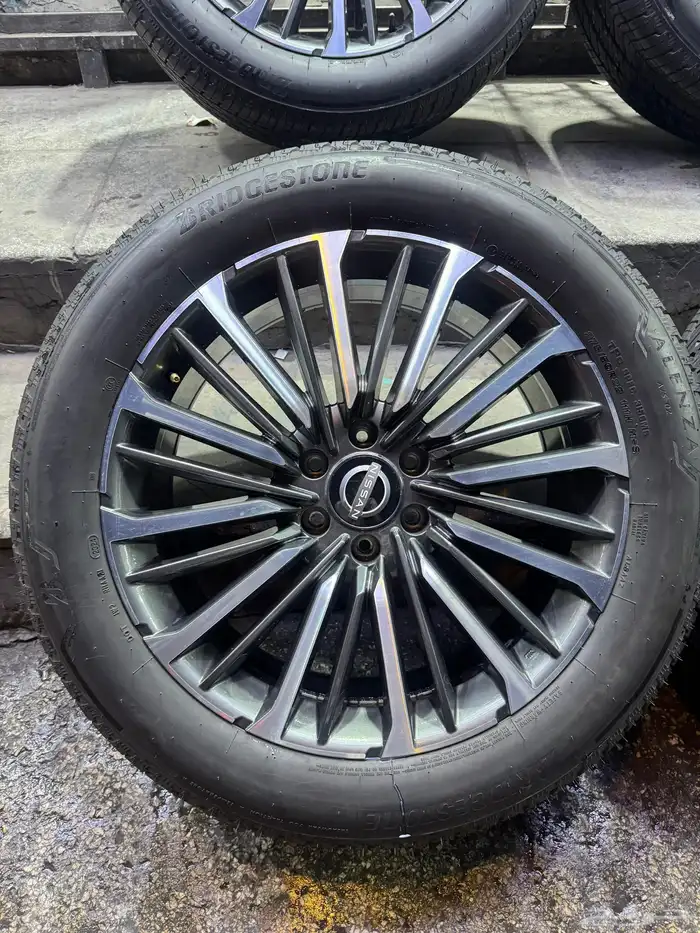 جنوط نيسان بلتينيوم 2025مع كفرات 3