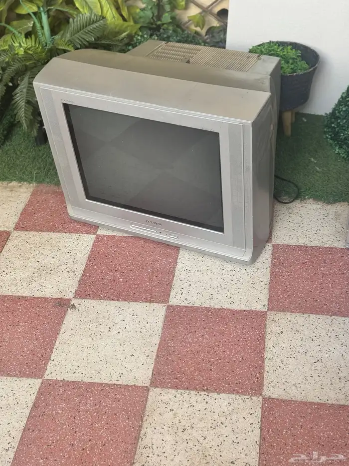 تلفزيونات ثنين بسعر رمزي تراااث 1