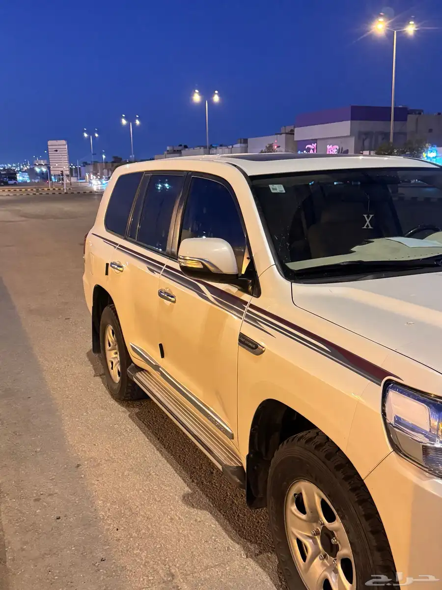 لاندكروزر 2021 2