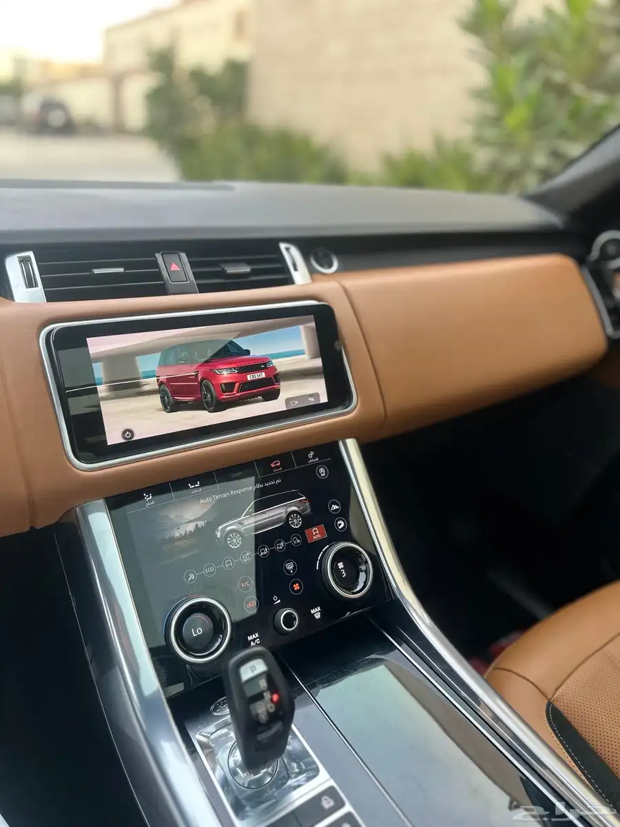 رنج سبورت V8 2020 31