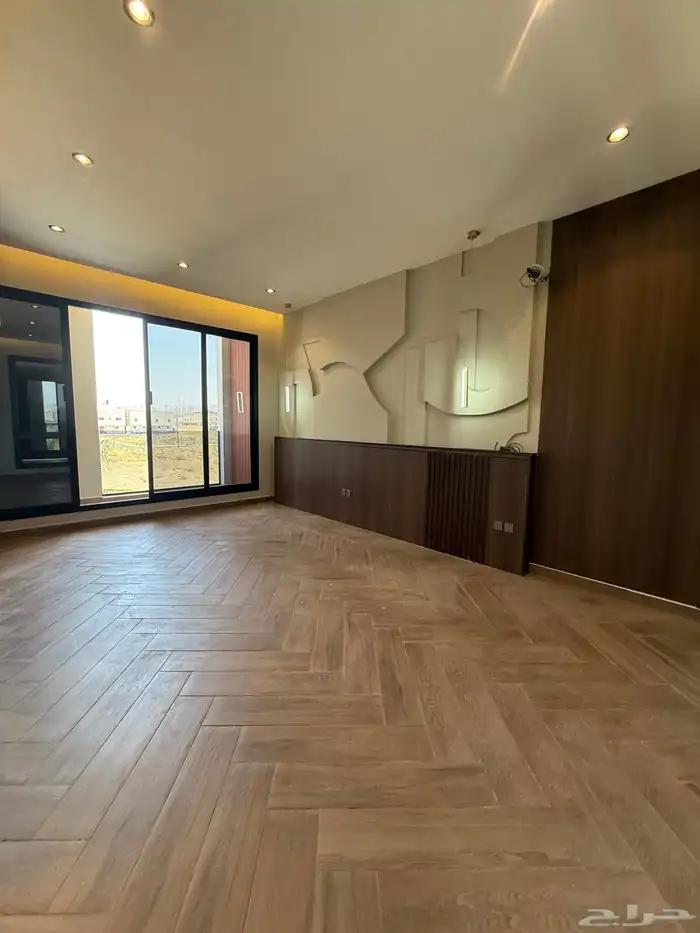 فله -فيلا فاخره جدا تشطيب مودرن ولي العهد 6 قرب التجاري VIP 2