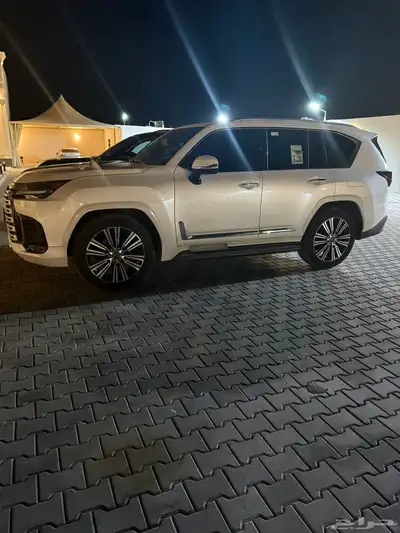 لكزس 2025 BB ابيض سعودي 1