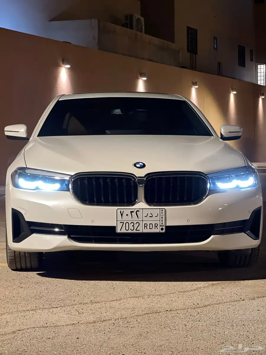 بي ام دبليو 520i 0