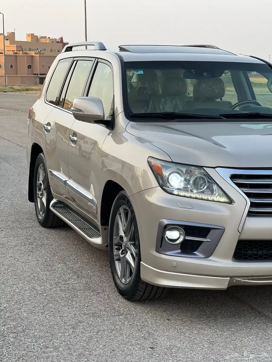 لكزس LX570 2014 بريمي 6
