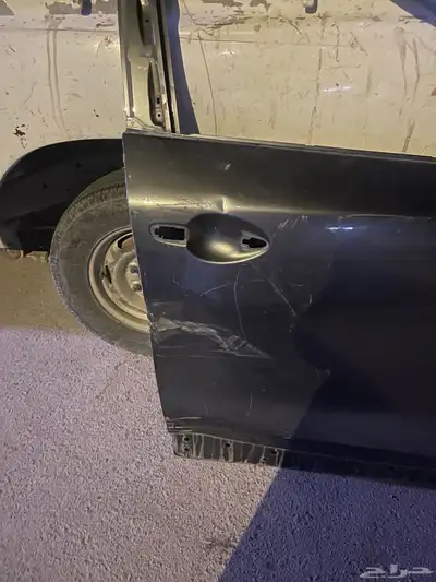 ابواب مازدا 5 جهة اليمين وكالة ولكن يوجد بيهم حادث حسب الصو 7