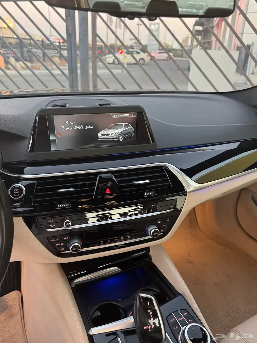 بي ام BMW 520i 5