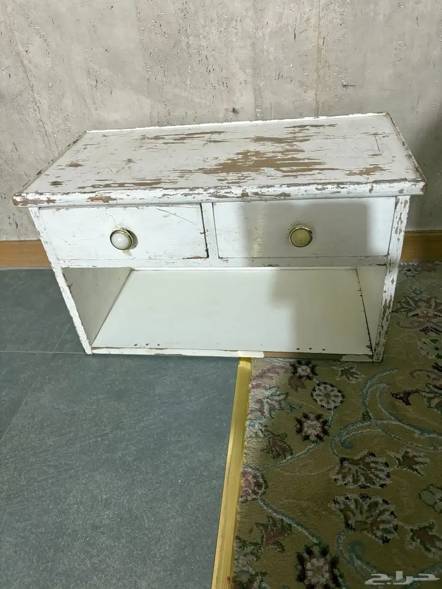 مكينة خياطة ماركة الفراشة قديمة جدا  ودرج خشبي قديييم .. 37