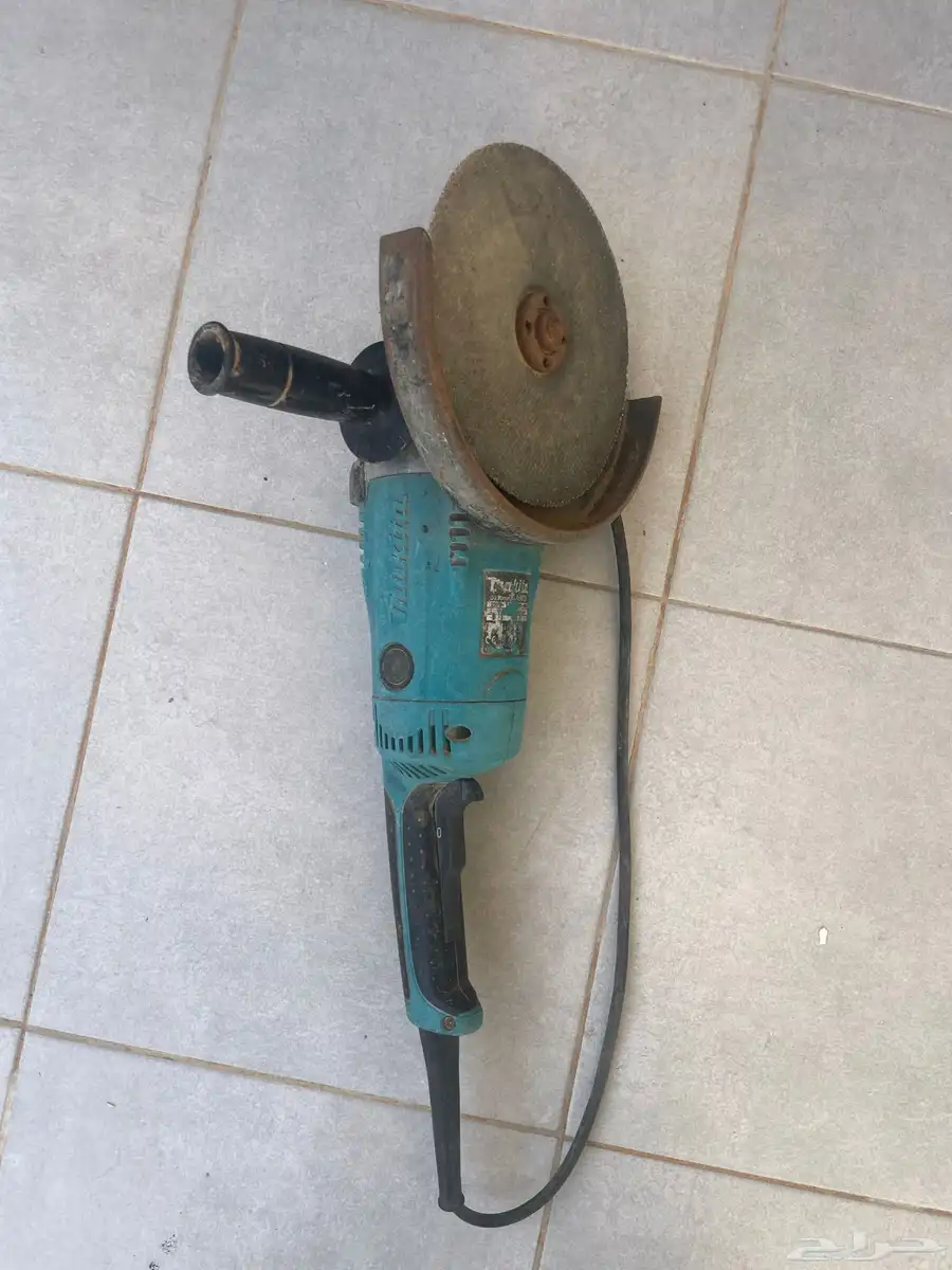 للبيع صاروخ قص ماركة ماكيتا Makita 2