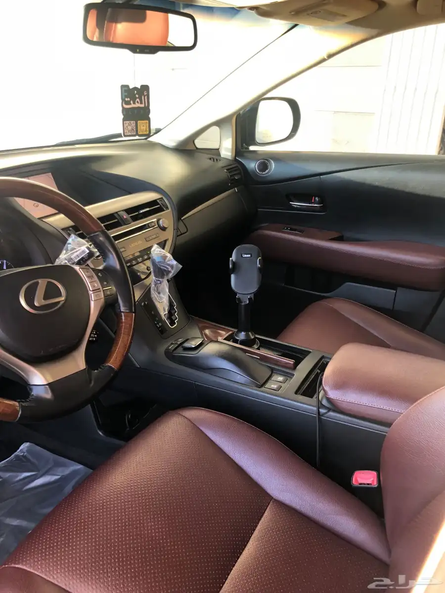 للبيع لكزس RX350 فل كامل موديل 2013(عبداللطيف جميل) نظيفة 4