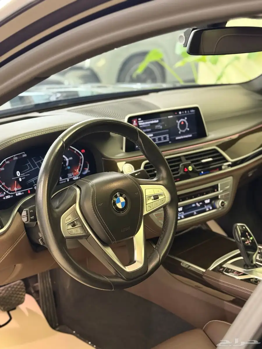 BMW 2022 5