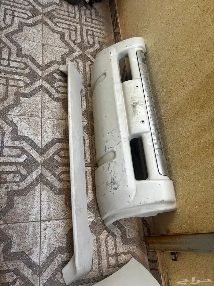 للبيع قطع صدام جنوط انوار لاندكروزر 2