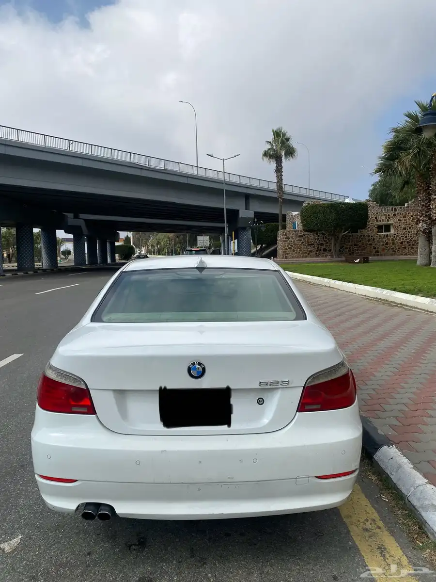 BMW e60 2008 i523 1