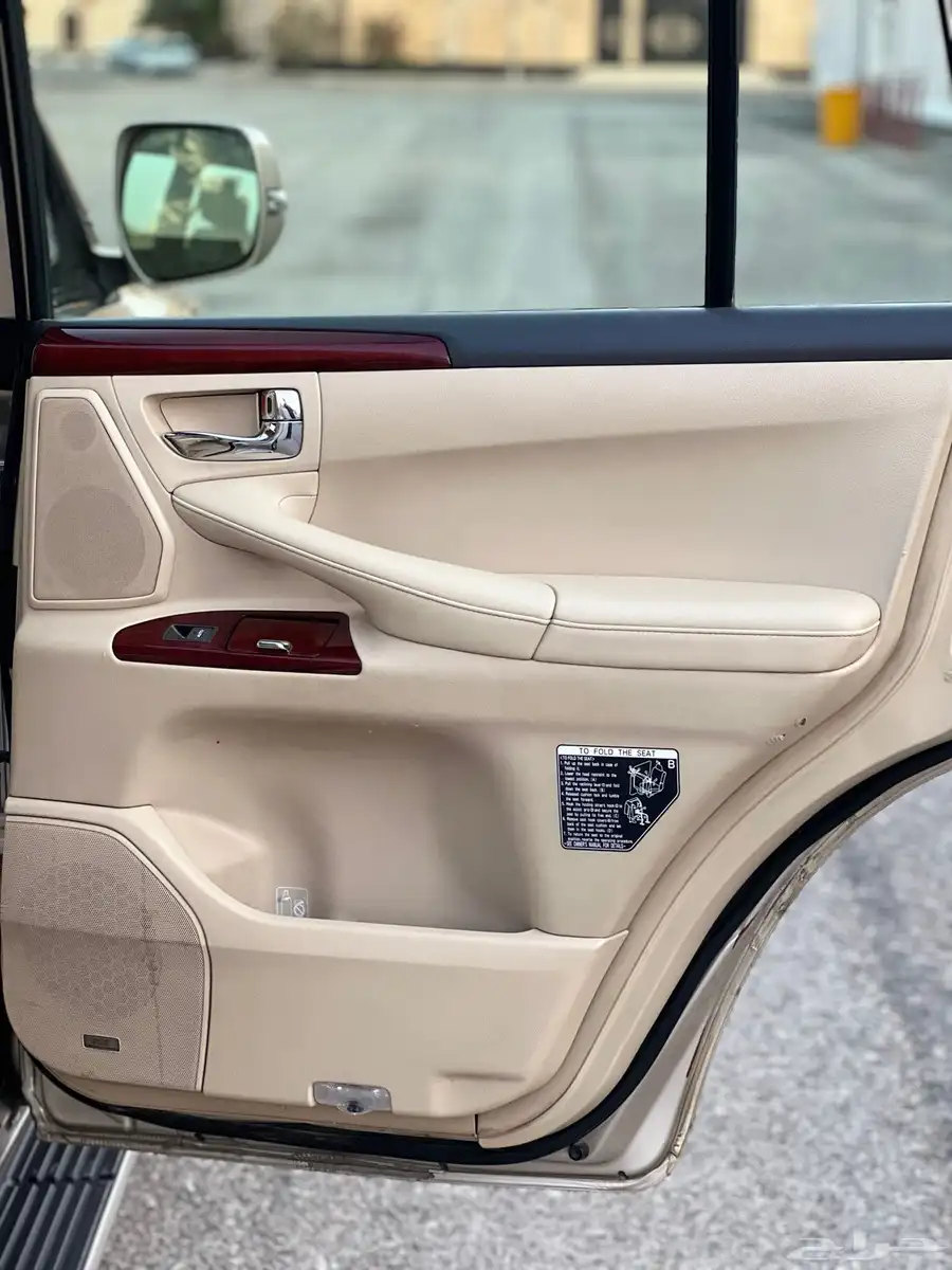 لكزس LX570 2014 بريمي 30
