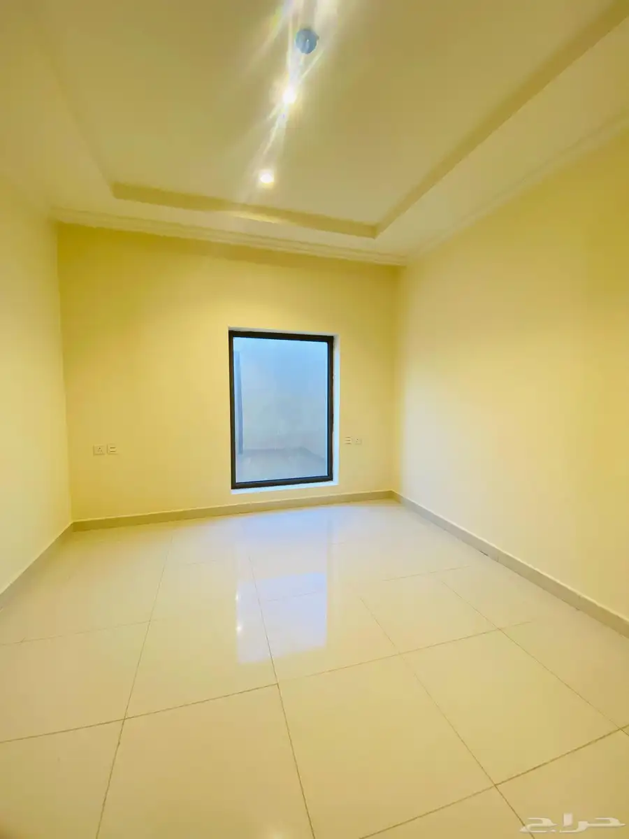 شقة سكنية للايجار بحي الزهور بالدمام 0