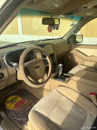 اكسبلور موديل 2010 3