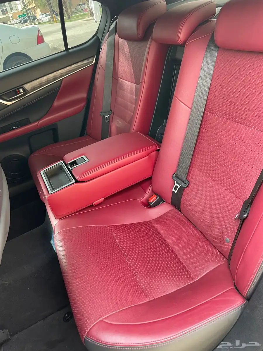 لكزس GS350 fsport 2020 9