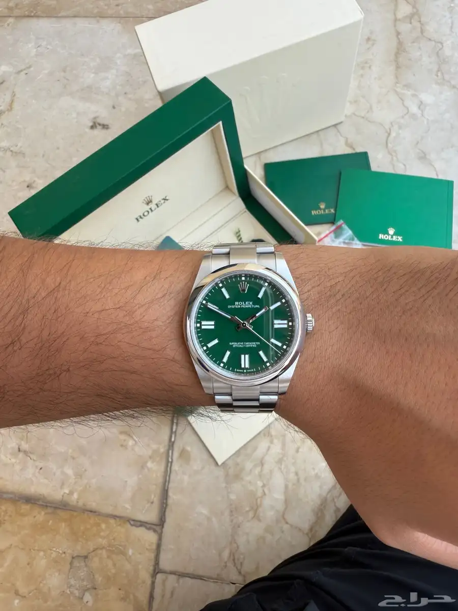 Rolex Oyster Perpetual 41 Green 5