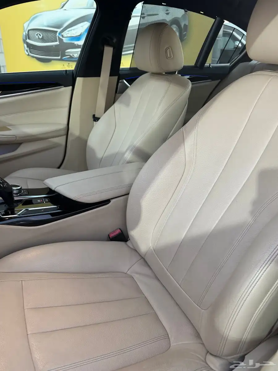 بي ام BMW 520i 7